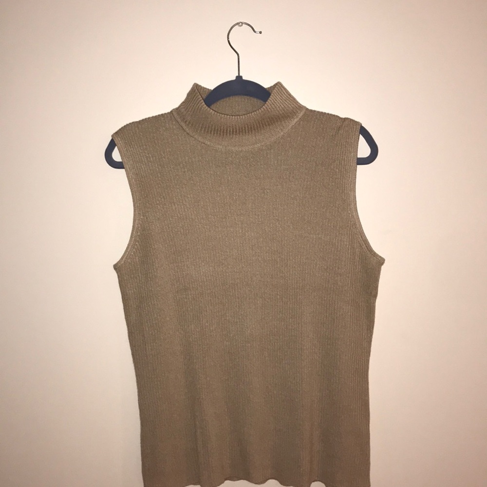 Sleeveless High Boat Neck Light Sweater